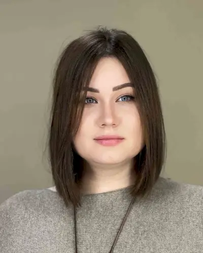 Long Bob for Round Faces with Thin Hair