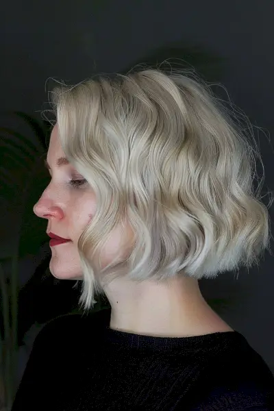 jaw-length wavy blunt bob