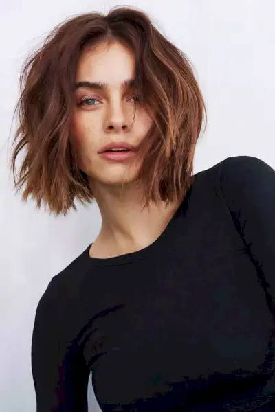 Neck-Length Bob with Messy Wavy Style