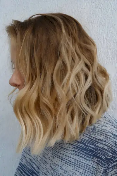 Beautiful Medium-Length Wavy Bob