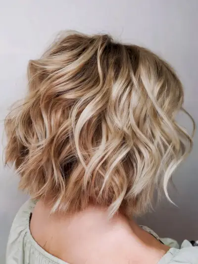 Bob with Waves and Curls