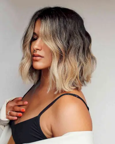 Lived in long bob hairstyle