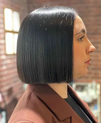 Short Black Blunt boyfriend Bob Haircut