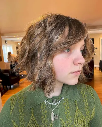 Choppy Angled Bob Cut for Ladies with Thick Hair