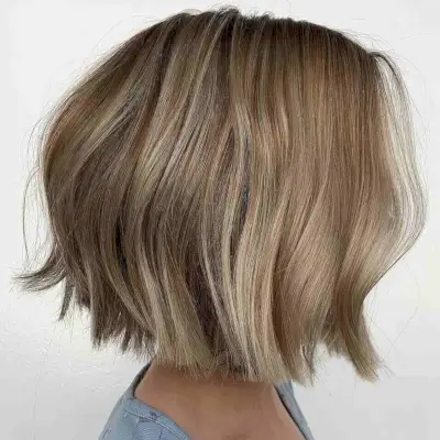 41 bobs en capas ocupadas para que el cabello grueso sea menos pobre