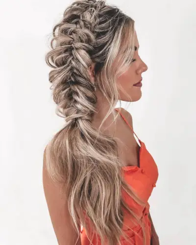 Stylish Side Fishtail Braid Hairstyle