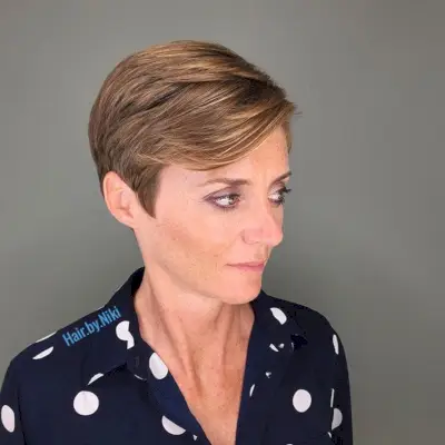 Short Hair with Golden Honey Brown