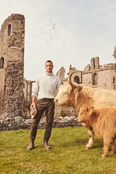 Banana Republic Holiday 2021 Campania pentru bărbați 003