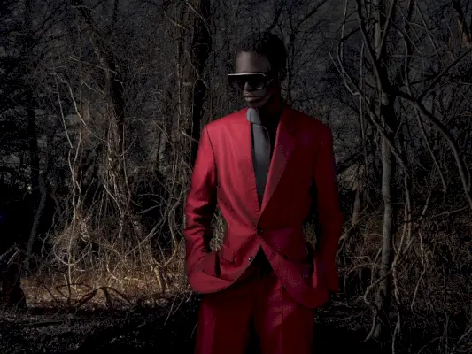 Zara Studio jesen 2023: Poetični oklep sodobnega človeka