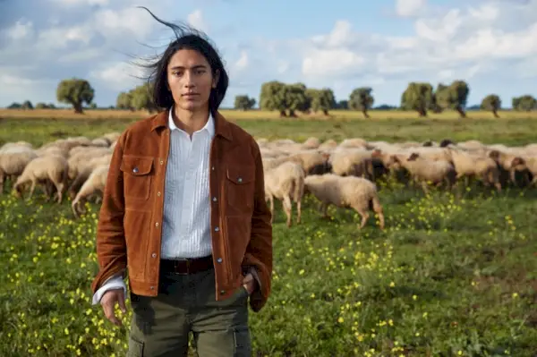 Banana Republic Frühjahrskampagne 2022 014