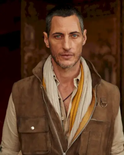 Banana Republic Frühjahrskampagne 2022 010