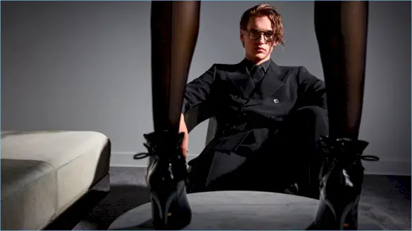 Jegor Venned är Tom Ford Man for Fall '17 Campaign