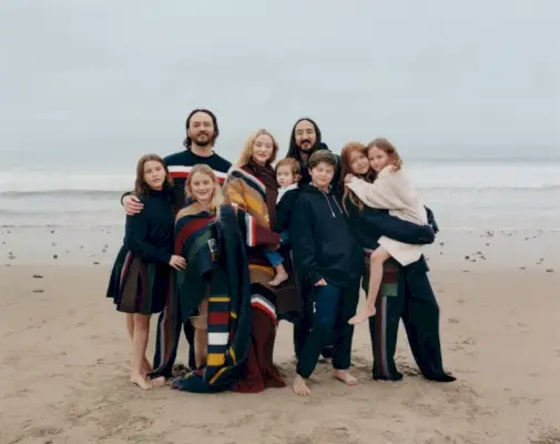 Steve Aoki Tommy Hilfiger Pendleton kampanija 2023 002