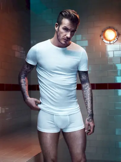 David Beckham protagoniza una campaña de ropa interior para su colaboración con H&M. hombres en ropa interior