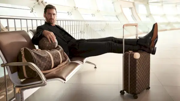 Lionel Messi Campaña Louis Vuitton Horizon 2023 Aeropuerto