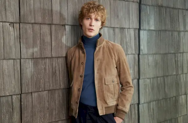 Davanti e al centro, Sven de Vries appare in Valstar