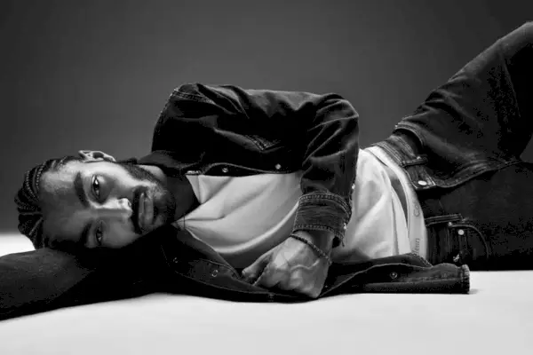 Sage Elsesser Calvin Klein Blank Canvas Lente Zomer 2021 Campagne 002