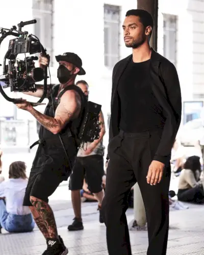 Rege Jean 페이지 아르마니 코드 광고 캠페인 004