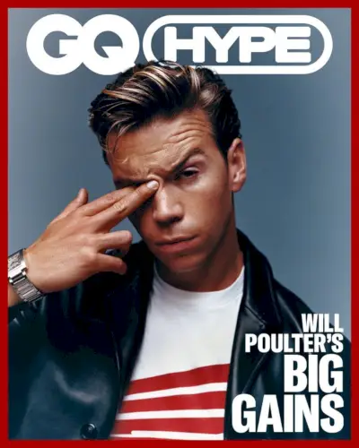 Acteur Will Poulter draagt ​​een leren jack en een grafisch T-shirt voor de cover van GQ Hype.