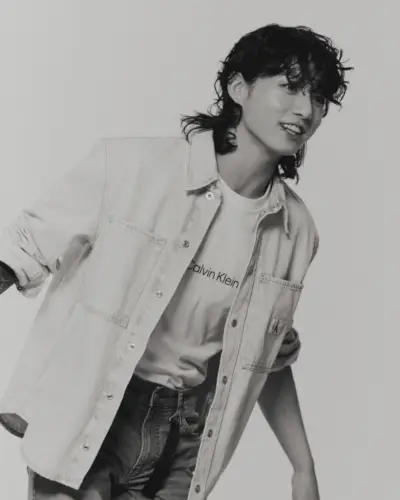 Jung Kook Calvin Klein Jeans Frühling Sommer 2023 Kampagne Hinter den Kulissen 002