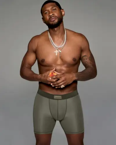 I grønt representerer Usher SKIMS