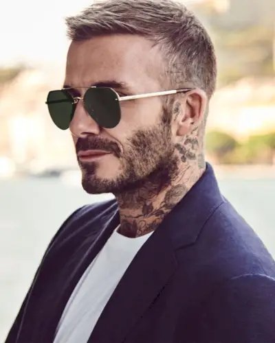 Campania pentru ochelari David Beckham, primăvara 2022