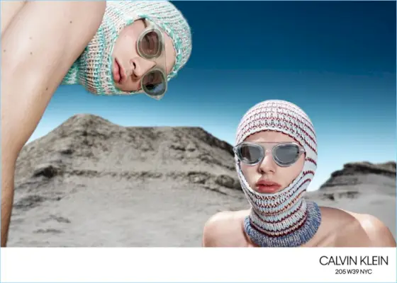 Modellene Luca Lemaire og Fernando Albaladejo har hovedrollene i Calvin Klein