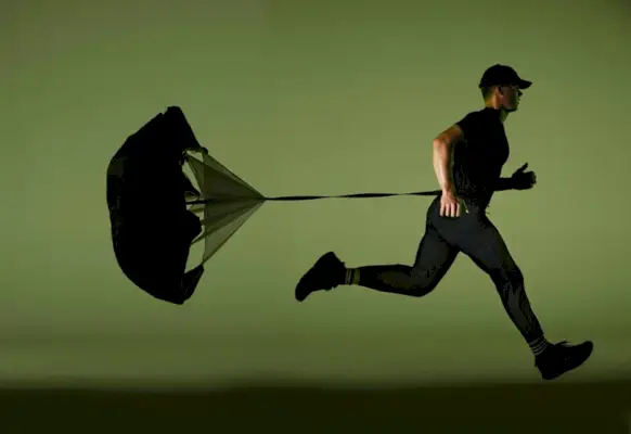 Baseballspiller Henry Davis dukker opp i BRADY