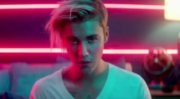 Justin Bieber nosí Calvina Kleina vo videoklipe „What Do You Mean?“