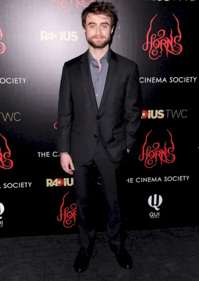 Daniel Radcliffe, indossando un look della casa di moda italiana Dolce & Gabbana, ha puntato tutto sui micro pois per la premiere newyorkese del 27 ottobre di