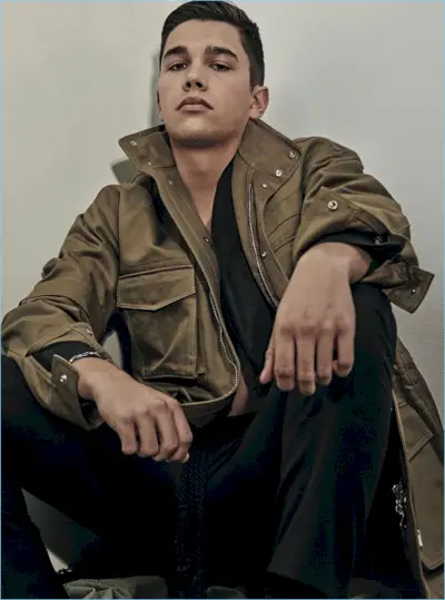 Optræder i en fotoshoot for L