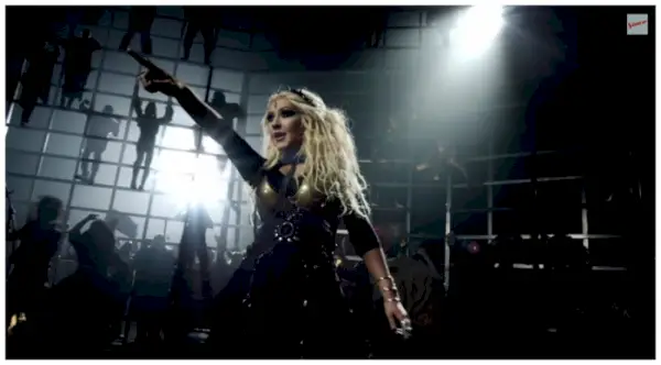 The-Voice-2015-New-Judges-Images-Superbowl-Commercial-004