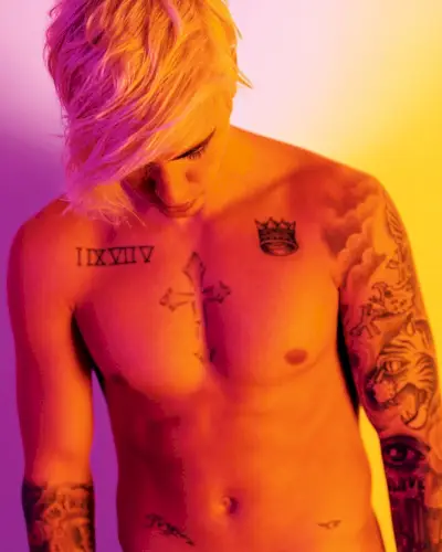 Justin Bieber shirtloze shoot 2015