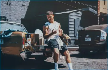 Nick Jonas 2016 Coverfotoshoot Wonderland 008