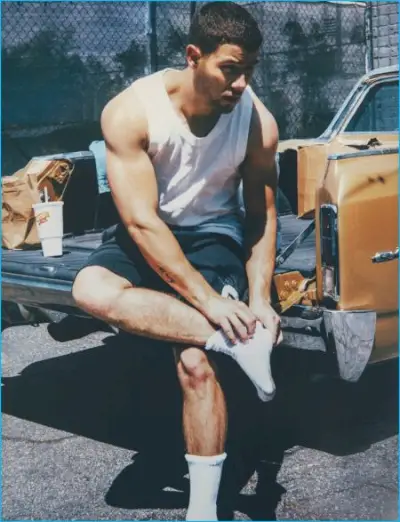 Nick Jonas 2016 Coverfotoshoot Wonderland 003