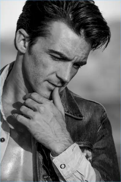 Drake Bell torse nu 2017 Flaunt Séance photo 005