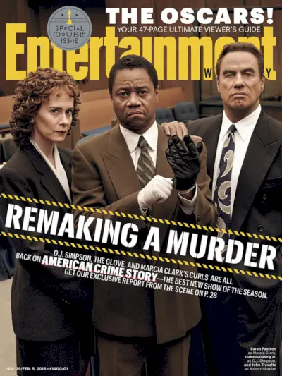 Sarah Paulson, Cuba Gooding Jr. y John Travolta son fotografiados en personajes para la portada de Entertainment Weekly.
