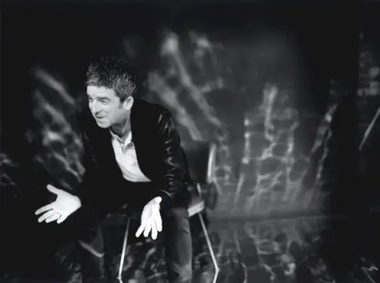 Noel Gallagher 2021 Mr Porter Fotoshooting 004