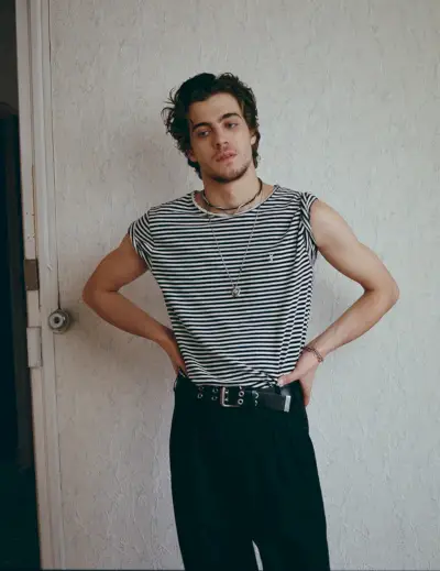 ロレンツォ・ズルゾーロ 2022 Man About Town 写真撮影 001