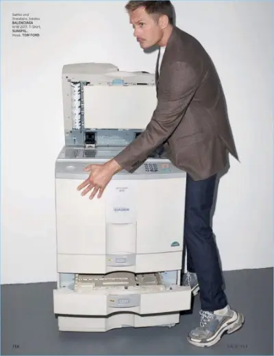 Alexander Skarsgard 2017 GQ Allemagne Couverture Photo Shoot 009