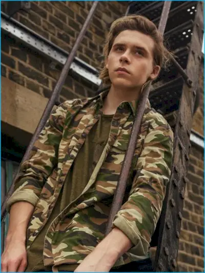 Brooklyn Beckham 2016 Pull Bear 010