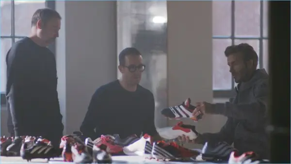 Adidas colaborează cu David Beckham la o nouă colaborare.