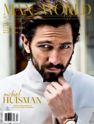 Michiel Huisman dækker Man of the World, Talks Nude Scenes