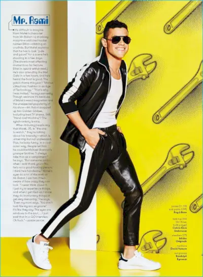 Rami Malek zâmbește într-un trening din piele de la Rag & Bone.