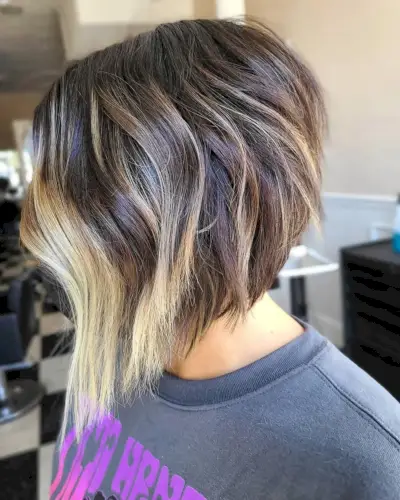 Choppy Angled Layers