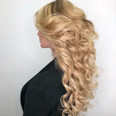 Strawberry Blonde Curled Hair