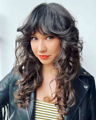 Glam-Inspired Curly Shag