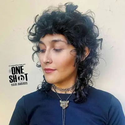 29 תסרוקות מודרניות לשיער מתולתל