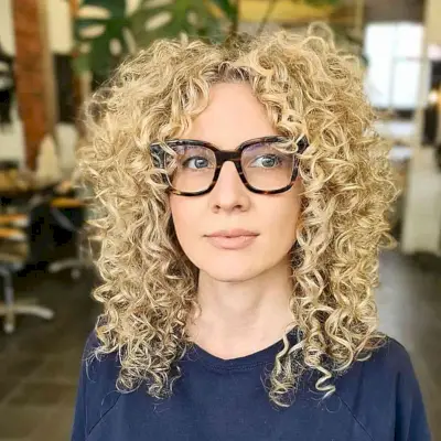Middle-Parted Blonde Spirals for Medium Hair and Women with Glasses