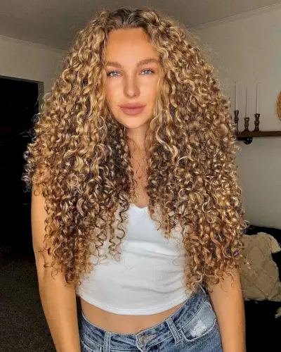 Long Blonde Curls with Layers